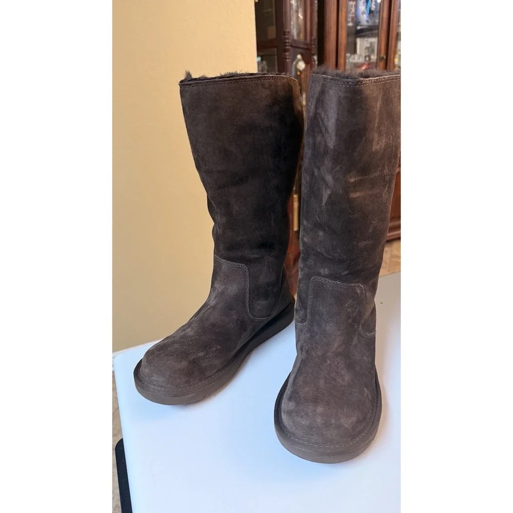 UGG authentic australia