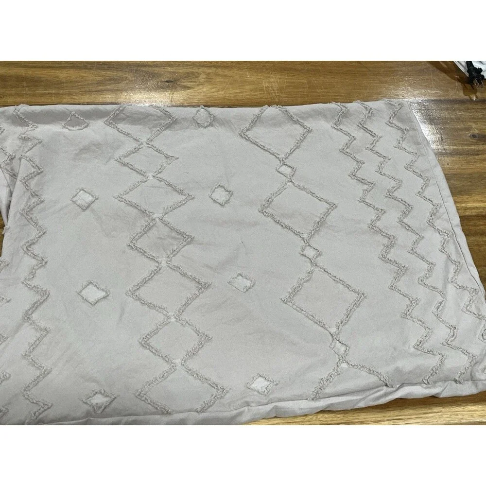 N/A beautiful neutral