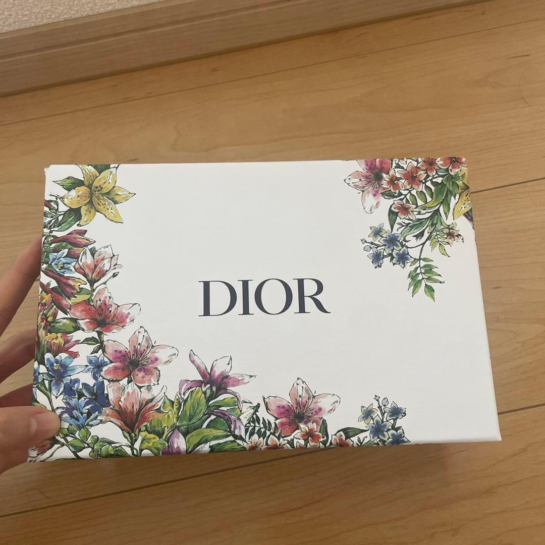 Dior Box
